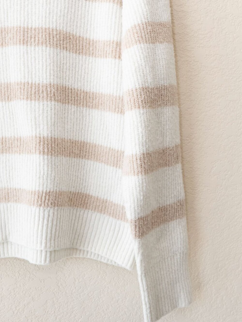 American Eagle Stripe Sweater Womens Medium Cream Tan Rib Knit Pullover Soft - Picture 8 of 14